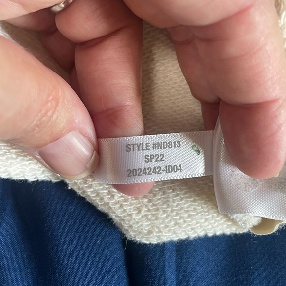 Madewell Women's Beige Cream  Henley Soft Cozy Sweatshirt Size Medium Casual - Picture 7 of 7